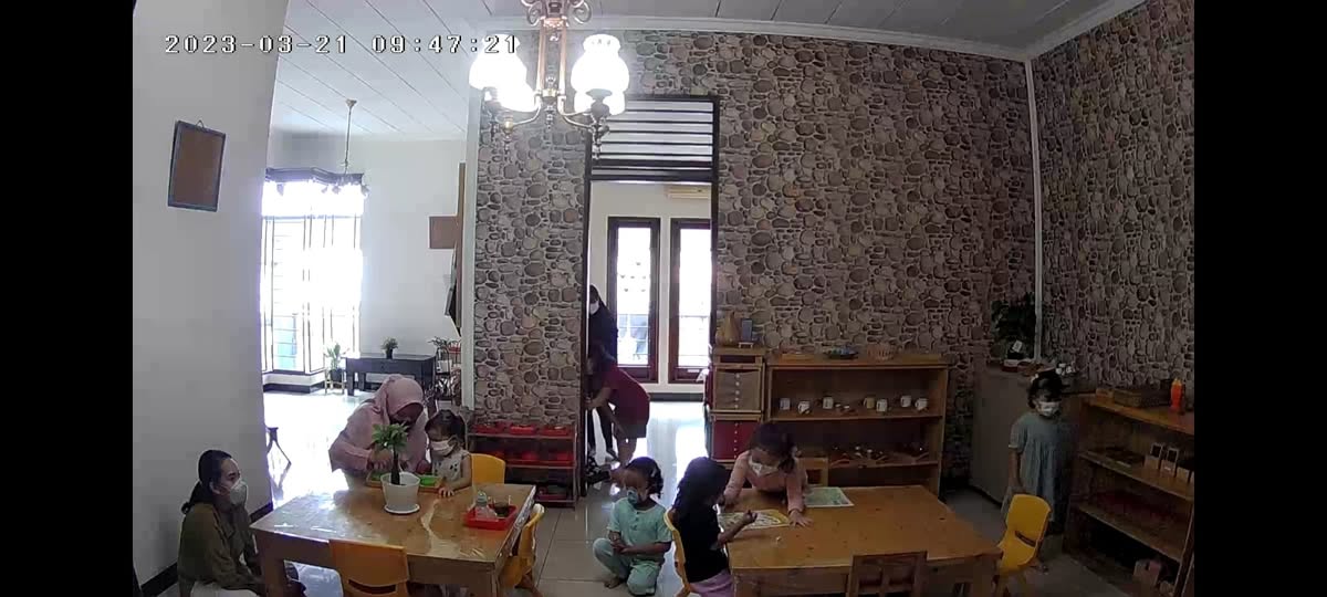 Dunia akan berubah, selalu berubah. Dunia akan berubah, selalu berubah.